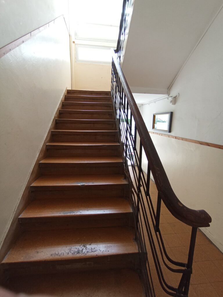 חדר המדרגות